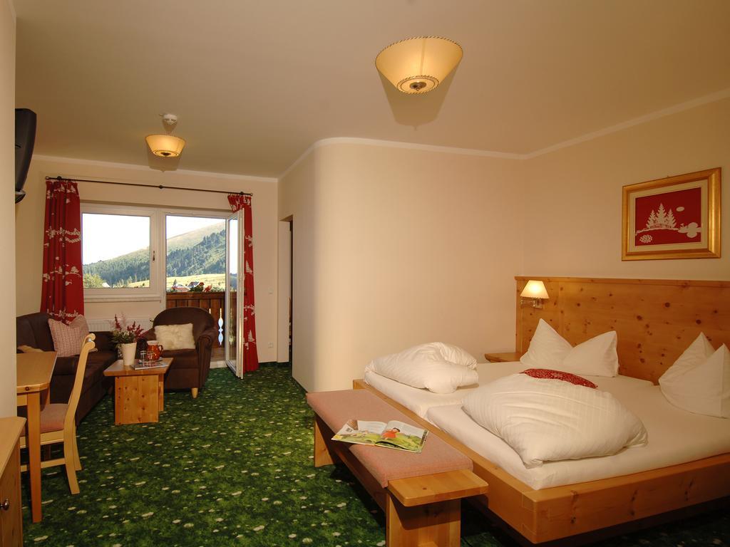 Heidi-Hotel Falkertsee - Kinderhotel Patergassen Kültér fotó