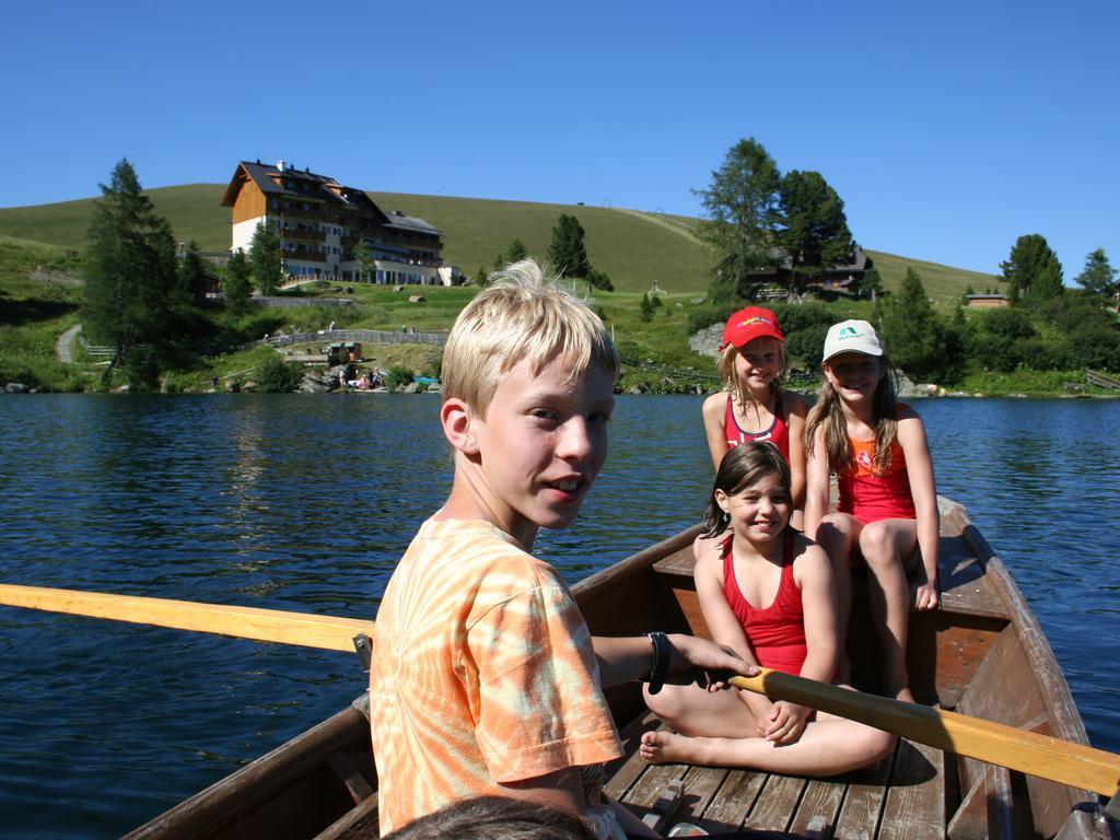 Heidi-Hotel Falkertsee - Kinderhotel Patergassen Szoba fotó