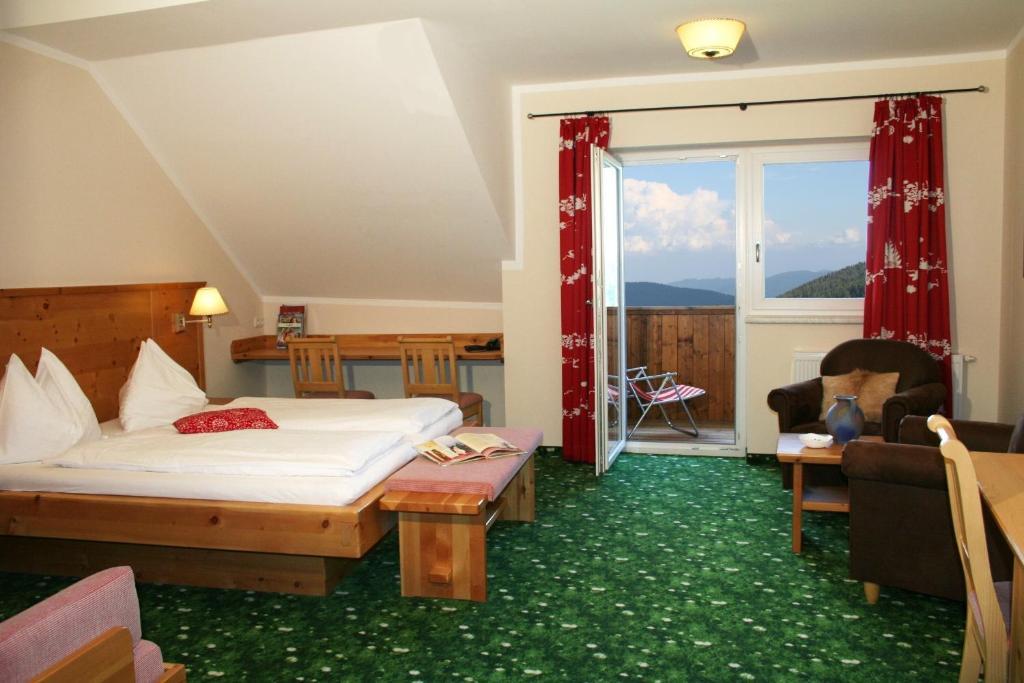 Heidi-Hotel Falkertsee - Kinderhotel Patergassen Szoba fotó